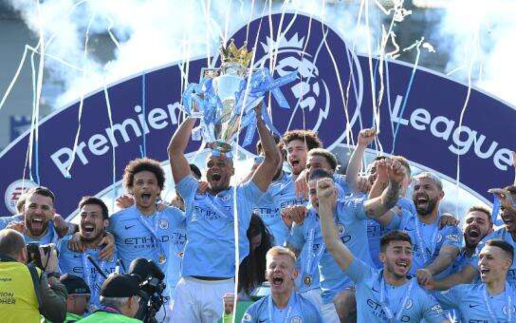 任的亲密伙 任的亲密伙